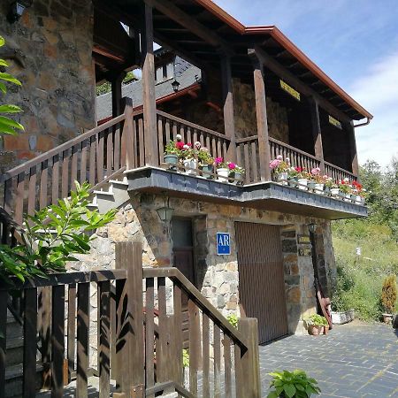 Alojamientos Rurales El Fontano Galende Ngoại thất bức ảnh